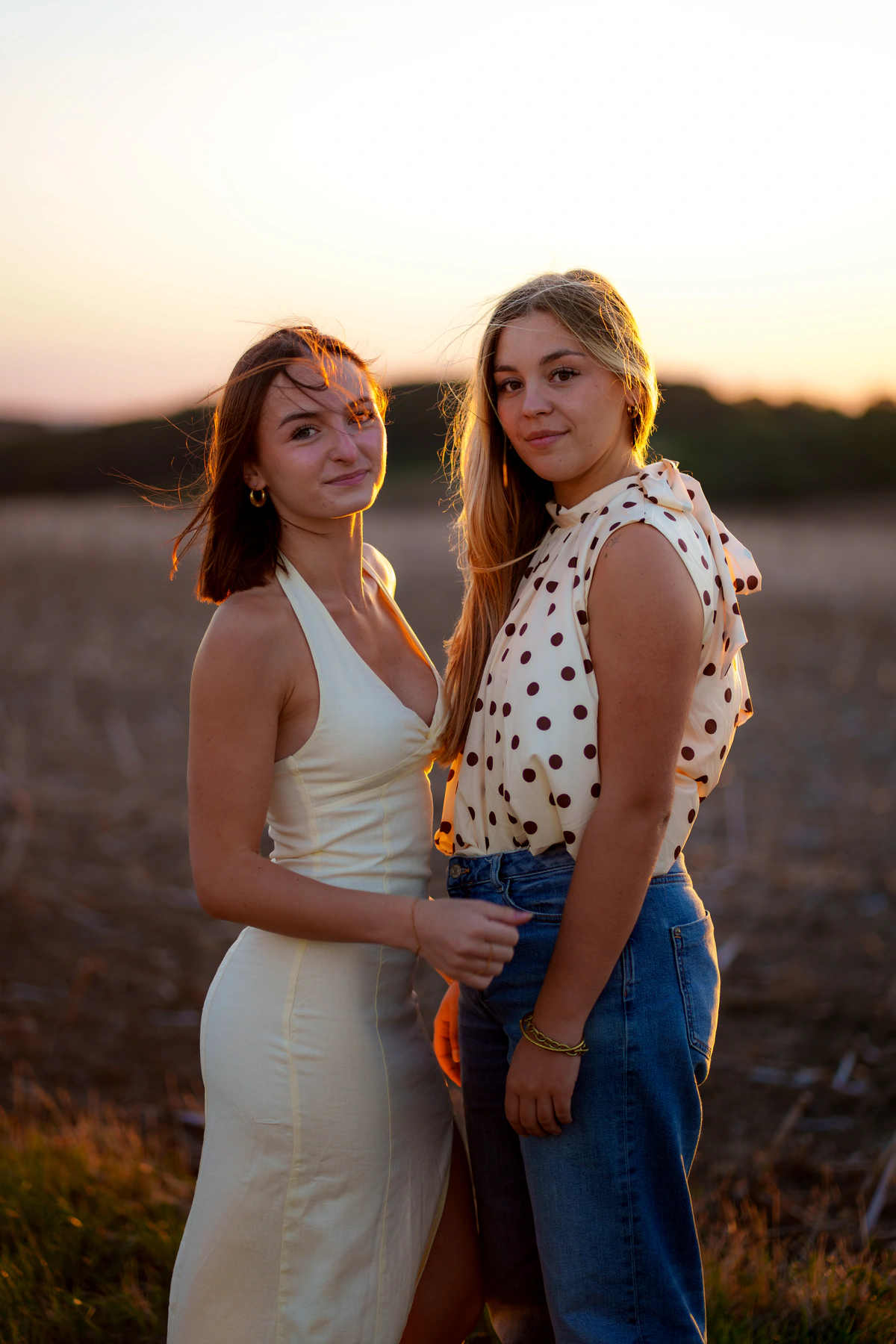 Séance duo portraits au coucher de soleil à Troyes - Yann Barthaux photographe dans l'Aube